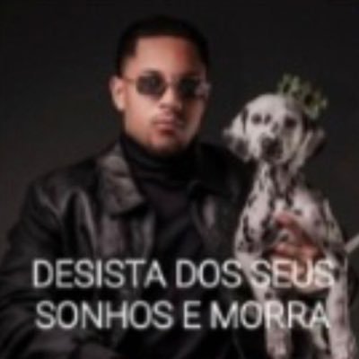 Caipira antifascista, cinéfilo de araque, e militante das duplas de ataque.