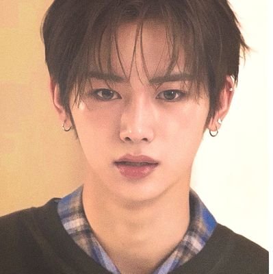 ⋆. 𐙚 ˚08liner
INFP⋆𐙚₊˚⊹♡
ALD1, ZB1, KEP1ER⋆𐙚₊
Kpop multistan, anime watcher, manhwa reader, novel reader.🍉⋆˚𝜗𝜚˚⋆