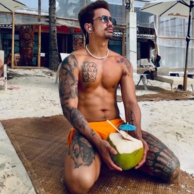 ItsGeminiAJ's profile picture. 