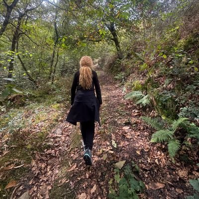 De León, en Madrid.
🤍🐾🌿❄️
Gatuna, lunera, y de atardeceres.
Me gusta el Invierno, el frío, los días nublados, el café, y... mi Norte 💙💚
#Respeto