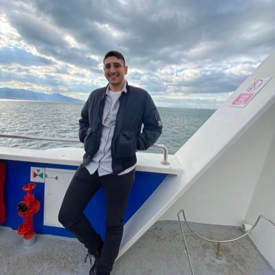 emre_de35's profile picture. Münferit Göztepeli💛❤ Bu Profildeki Kişi Atatürk Düşmanlarını Sikiyor.