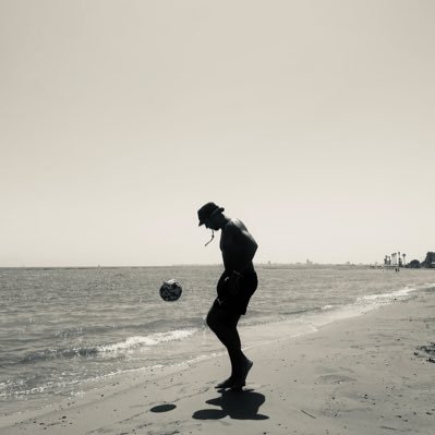 barca_facts1988's profile picture. 