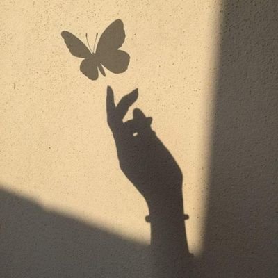 .VeT || Zu
ولنا في الله ظن لا يخيب.. فاجبر قلوبنا يا ألله ❤️