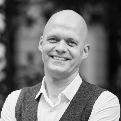 Register Marketer (RM), Strategist, Speaker, Author, Geek, Lecturer/Researcher @ Amsterdam University of Applied Sciences | Founder & CMO @RankmyAI ♥@tancha
