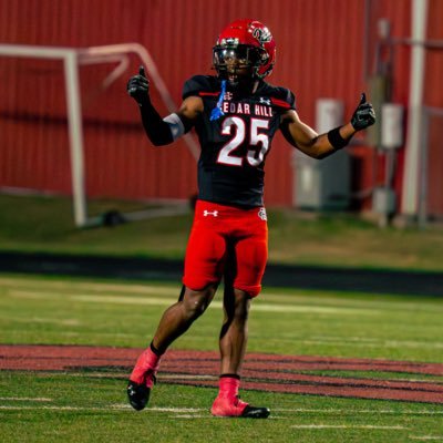 |Cedar Hill '26 |Safety/Nickel|5'10 175 lbs|tremiles640@gmail.com|903-401-7544|