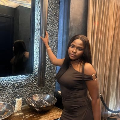 ezeugochi4's profile picture. A field that the Lord God has Blessed 💍. Building @skinco5 @theelkan