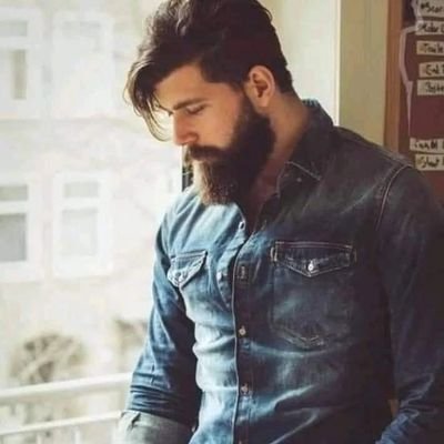 WaseemM57947015's profile picture. छोटी सी ज़िन्दगी में अरमान बहुत थे;
हमदर्द कोई न था इंसान बहुत थे;
मैं अपना दर्द बताता भी तो किसे बताता;
मेरे दिल का हाल जानने वाले अनजान बहुत थे।