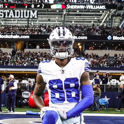 Young African American King who likes to take pictures & listen to the Joe Budden Podcast. Dallas Cowboy Worshipper