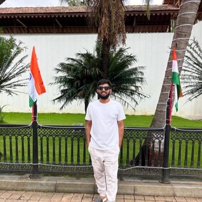 ceo_akash's profile picture. NITP !! Building a promt based data analyst !! Founder and CEO of @mychintak !! Lives in Nashik