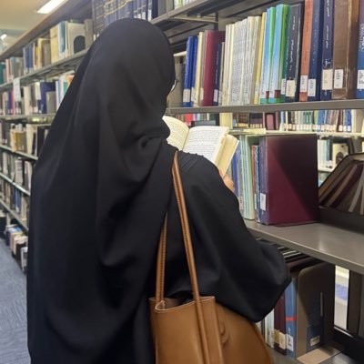 hawraa_khamis06's profile picture. وَلَسَوْفَ يُعْطِيكَ رَبُّكَ فَتَرْضَى.✨