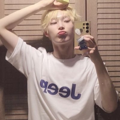 missiunary's profile picture. Little toy.