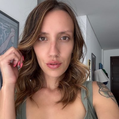 empresssophiiax's profile picture. CEO of your wallet. investor in your obsession.