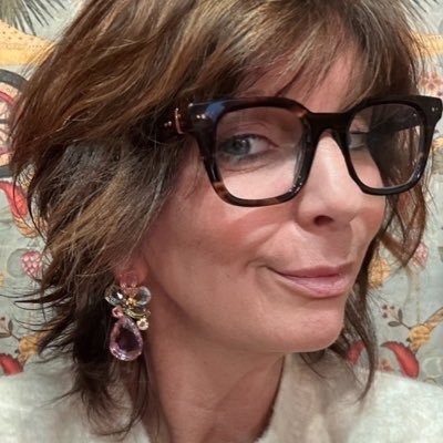 RousseauSophi18's profile picture. 