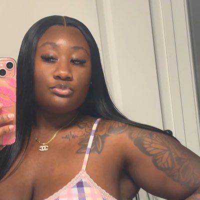 Brithebratt2's profile picture. Nail Technician 💅🏾, CPT 💉🩷