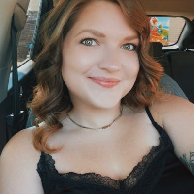 closemytabb's profile picture. 