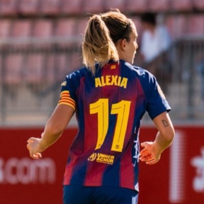 rooting for the anti-hero - it’s my world they’re gonna talk about it - guidatrice ufficiale del carro 18 - mapi león mi central💙♥️in this life or the next