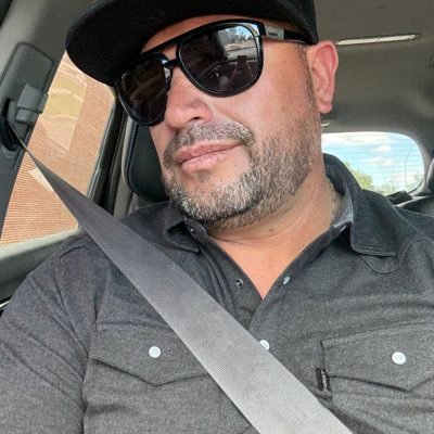 siempre seré ese comienzo de algo lindo y bello para ti…nunca se deja de extrañar eso tan bello…