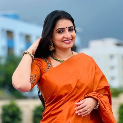 44 Divorced. Mom of 2. Still wild on bed 🫦. Sweet, sassy & always in the mood for a little fun 😉
old account @gayathri_telugu