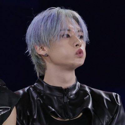 ⋆。˚☁︎ ‘09 • she/her • ISFP ⭑ baby STAY ♡ ult: Lee Know + Hyunjin ꒰ 🐚 Katseye 🗝️ ⋆ 🐒 XLOV 💙 ꒱ #skztwt #kpoptwt non newbie ⋆ ✧ saw SKZ 06.10.25 🎶