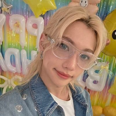 ☆゚.*・。゚✧*。Lee Felix ✧*。☆゚.*・。゚
☽Stray Kids and Bts☾ ᵇᵗˢ ⟬⟭ ⟭⟬
☆I like BL☆