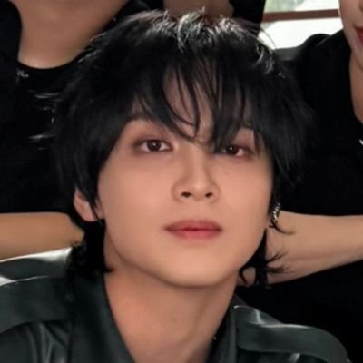 ㅤㅤistj ㅤꕮ eu mark e haechan lendo minhas fanfic de madrugada