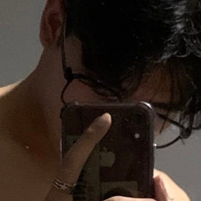 Helpmeh02's profile picture. เพลย์ลิสต์