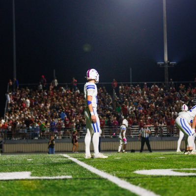 EthanFor2027's profile picture. @EdgebaseballWI @craigcougars_FB 6’4 215 🏈⚾️🏀 ethanforrett@gmail.com pitcher corner outfield. Quarterback 3.2 gpa 608-898-8135 #12