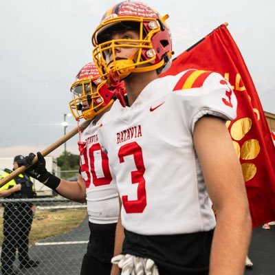 ✝️ | Class of 2027 | Batavia high school | Tight End / Wide Receiver| RHP | 6’5 200 lbs | 4.17 GPA | 630-723-1710 | thomasprescott789@gmail.com