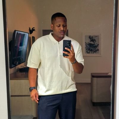 🇿🇦🇿🇼🇷🇼
A member of Debates Never Die Podcast ⚽️ and a lover of hip hop, anime, sports, and Geopolitics
My views are solely mine