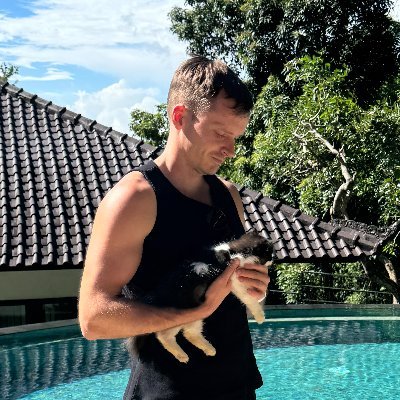Building Consumer Apps
Previously Ghostwriter for 30+ top technical projects
https://t.co/OTWCEcncYy