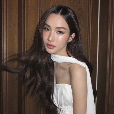 ( — 𝑇ഒ⌕⌕𓂅ଘ๑ | fan account support | @tiffanyyoung | @JUNE_NANNIRIN @Enjoyyotdrr | @punpreedee | #รีวิวให้สอวอ🤸🏼♀️🩰*.💒💡•.
