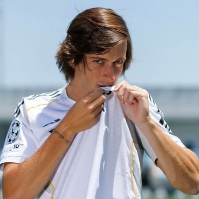 8nxslz's profile picture. madridista⚡️