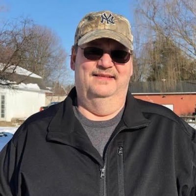 YVETTE jackpot winner Michael J Weirsky,jackpot winner of $273,000,000 giving away $50,000 to my first 2k followers be a winner today