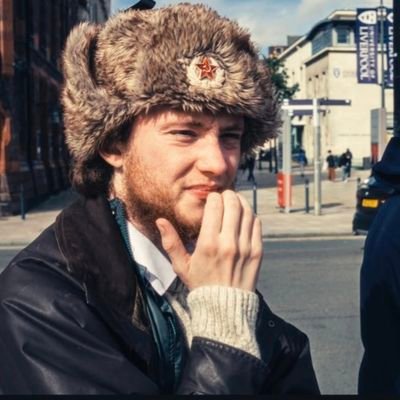 Socialist🚩| Shitposter| 5 time TUSC Cllr. Candidate 🗳️| Actor| Filmmaker 🎬 (mostly film watcher)|
RTs/follows ≠ endorsement, TWEETS IN A PERSONAL CAPACITY