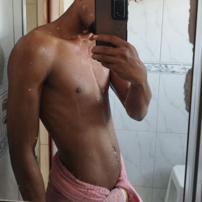 brenomackney's profile picture. 