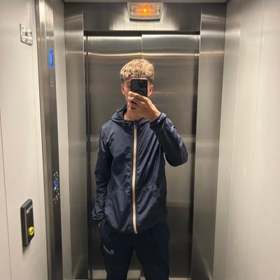 GirodSimon50604's profile picture. 