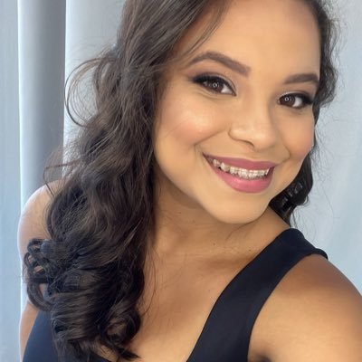 80% enfermeira, vascaína, a favor do SUS, da ciência, do sarcasmo 99% do tempo e sim, esse perfil é uma monarquia e a rainha sou eu. 🇧🇷