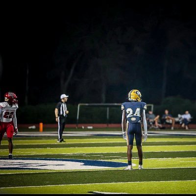 Convington highschool | C/O 27 | | ATH | GPA 3.2 | 146 Ibs 5’10 | 4.5 40yrd |cedricbatesjr7@gmail.com | 225-892-2165|