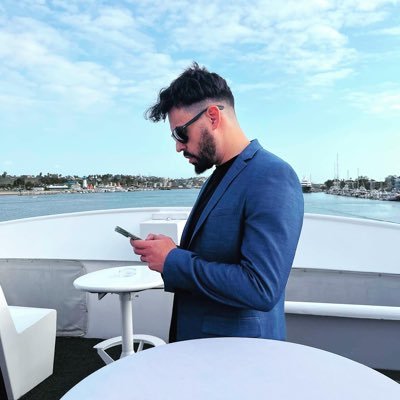 _realdonjuan_'s profile picture. West Coast 📍 ⚪  Investment novice  ⚪ Crypto Enthusiast  ⚪  Sports guy