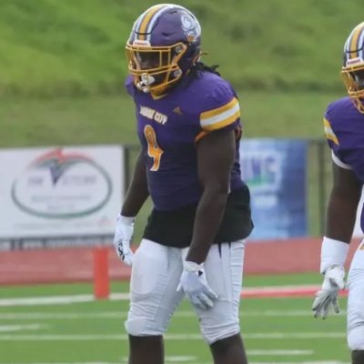 3 ⭐️DT/DE | #1 player in Delaware 24’ dodge city college | 6’2.5 265 3 years of eligibility full qualifier