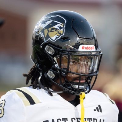 6’0 190 Safety Dec 25’ Grad @eccc_football