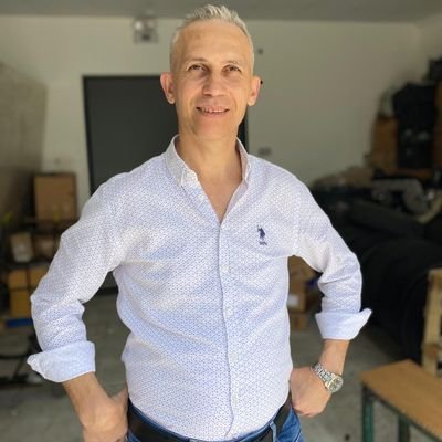 Serdar61902279's profile picture. Cumhuriyet Halk Partisi 
RESMİ ÜYESİ