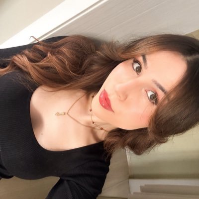 abymezzomo's profile picture. 054