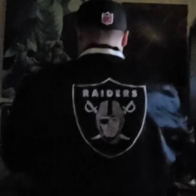 ODDBALLoon2413's profile picture. 