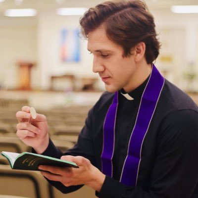 catholic priest bringing you laughs and lessons on the spiritual journey @padredavidmichel