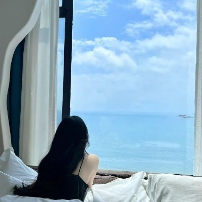 BhavishyaJain1's profile picture. Living for the moments that make life beautiful. Finding peace in simplicity and joy in the little things.