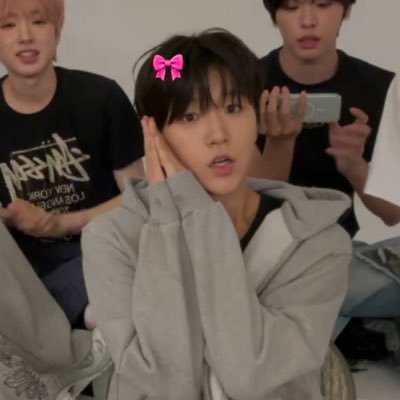 she/her • enfj • stanning kpop since 2018 • ults enha bonedo and nct