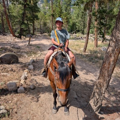 flawlesscolin's profile picture. KC Streetcar enthusiast, meme cultivator, and Kansas City Royalty 👑