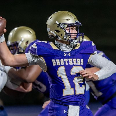 QB C/O 2028 Christian Brothers Academy Syracuse, NY || NCAA ID# 2406330811 || 6'1'' 188lbs || 9.75in🖐🏼|| 3.9 GPA || #1 QB in NY #56 in the Nation (QB Hitlist)