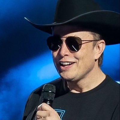 E_londodge_'s profile picture. Does not take much to be reserved🧠😶🌫️